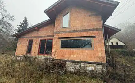 Dražba domu 216 m² s pozemkem 1 112 m², Chuderov, okres Ústí nad Labem