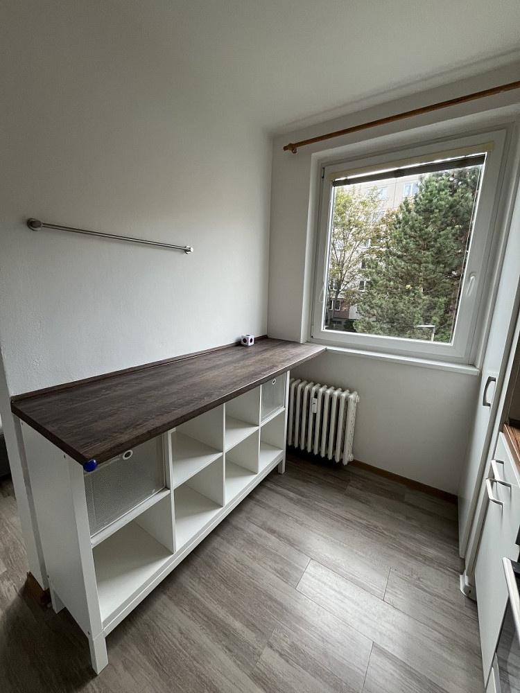 Pronájem bytu 2+1 44 m² – fotografie 3
