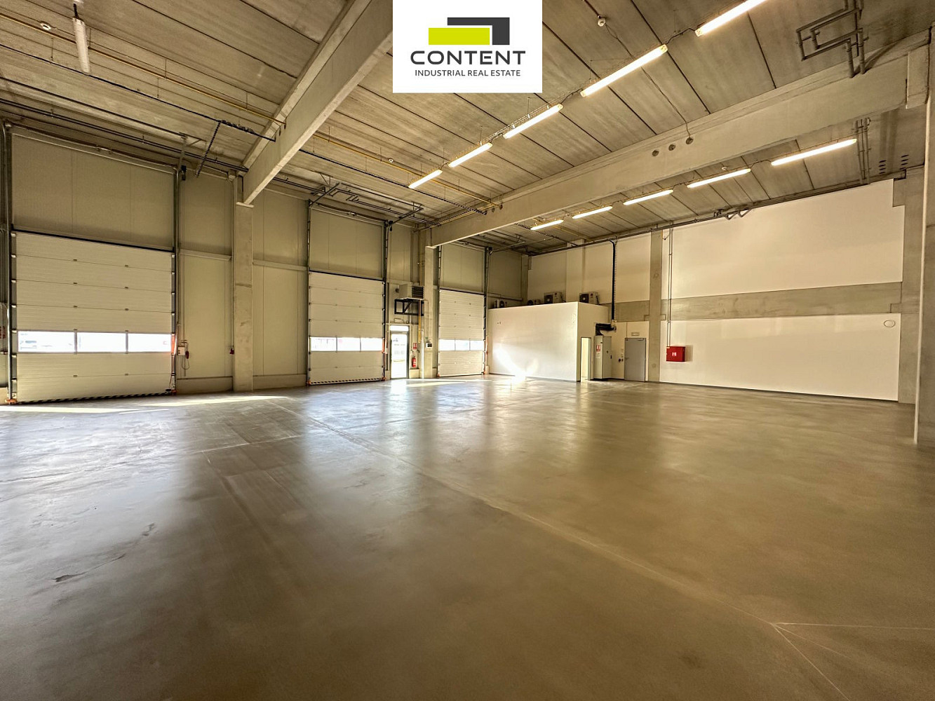 Pronájem skladovacích prostor 1 313 m²