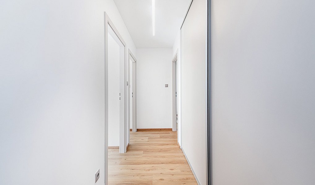 Prodej bytu 4+kk 75 m², Benešov – náhled fotky 9