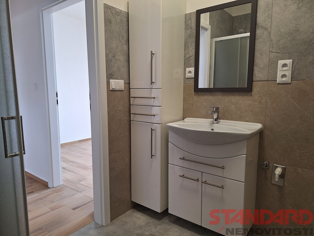 Pronájem bytu 2+kk 45 m² – fotografie 4