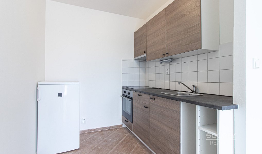 Pronájem bytu 2+kk 51 m², Kolín – náhled fotky 2