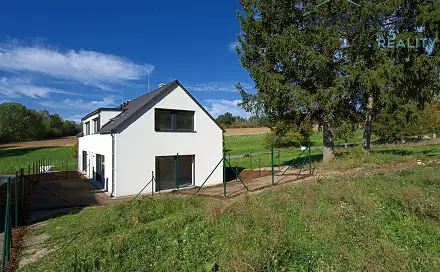 Prodej domu 102 m² s pozemkem 192 m², Pecínovská, Nové Strašecí, okres Rakovník