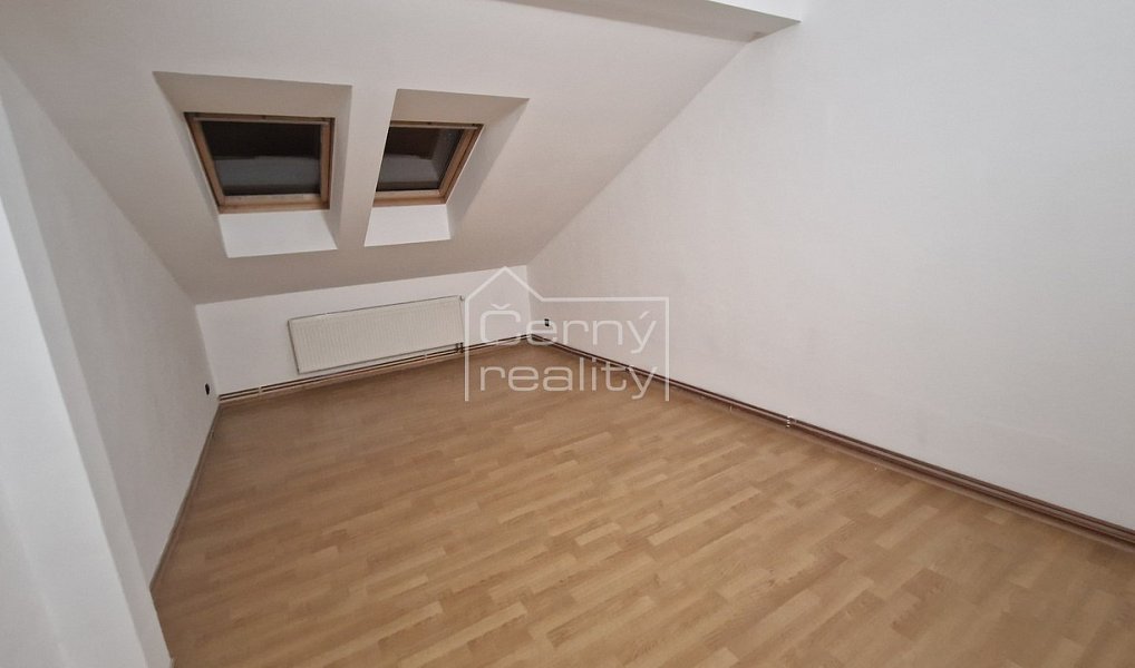 Prodej nájemního domu, činžáku 350 m², Chrudim – náhled fotky 15