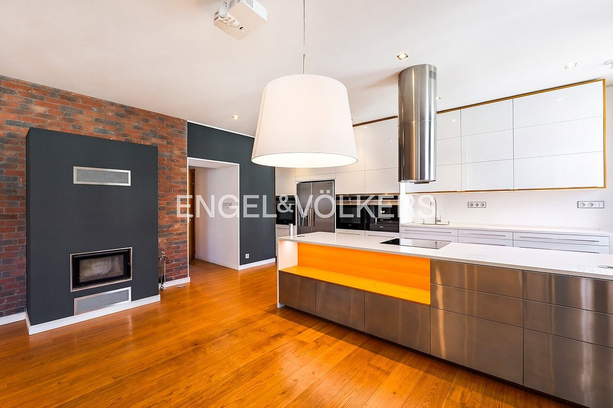 Pronájem bytu 3+kk 86 m²