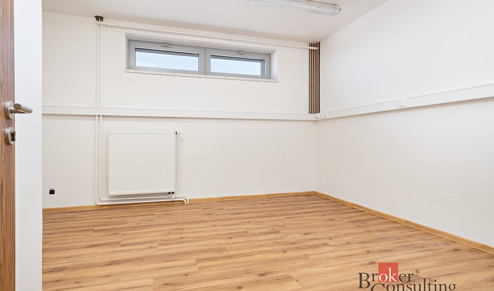 Pronájem kanceláře 80 m², Plzeň – náhled fotky 5