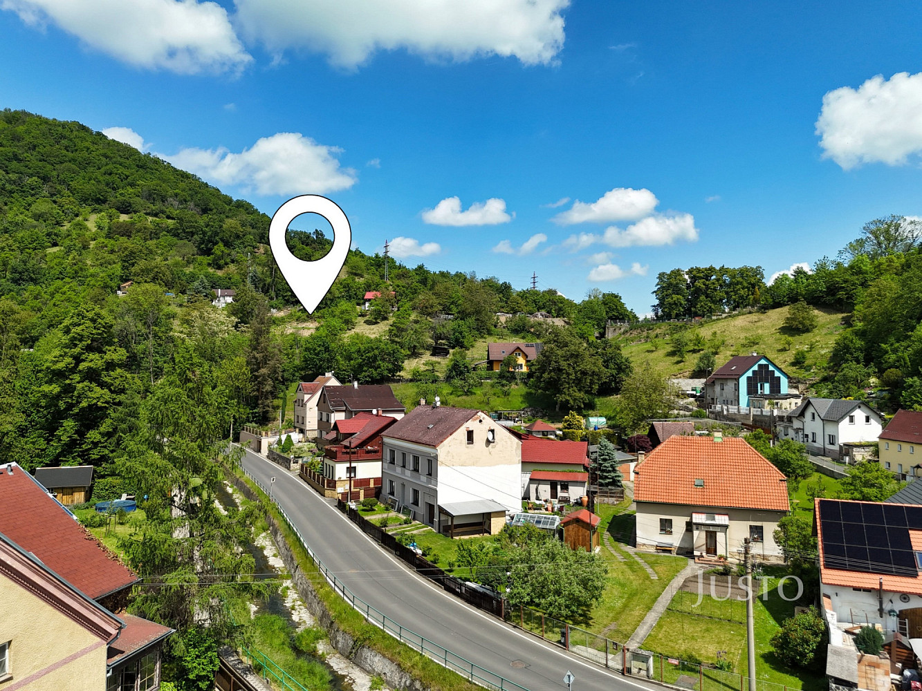 Prodej stavebního pozemku 2 519 m² – fotografie 2