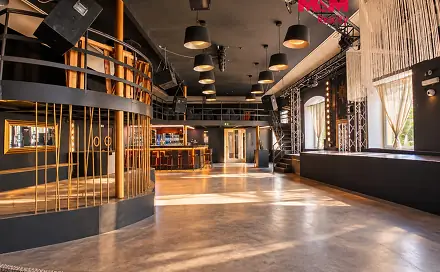 Pronájem restaurace 188 m², náměstí Smiřických, Kostelec nad Černými lesy, okres Praha-východ