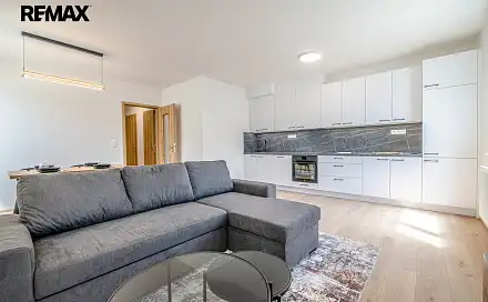 Prodej bytu 1+kk 44 m², Vodárenská, Mělník
