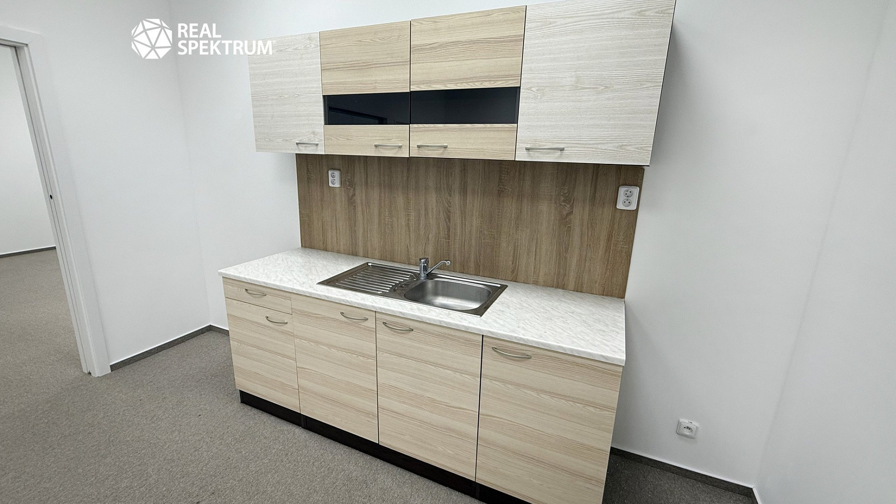 Pronájem klimatizovaného kancelářského celku 148 m², ulice Šumavská, Brno – pohled 5