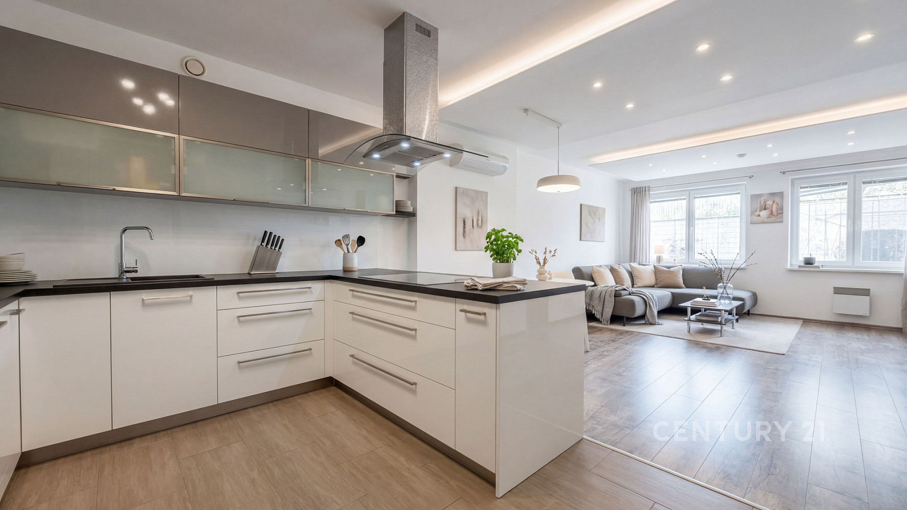Prodej bytu 3+kk 112 m² — photo 2