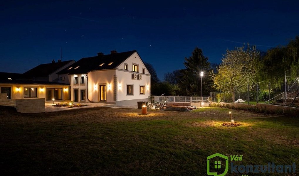 Prodej domu 277 m² s pozemkem 1 014 m², Osek – náhled fotky 3