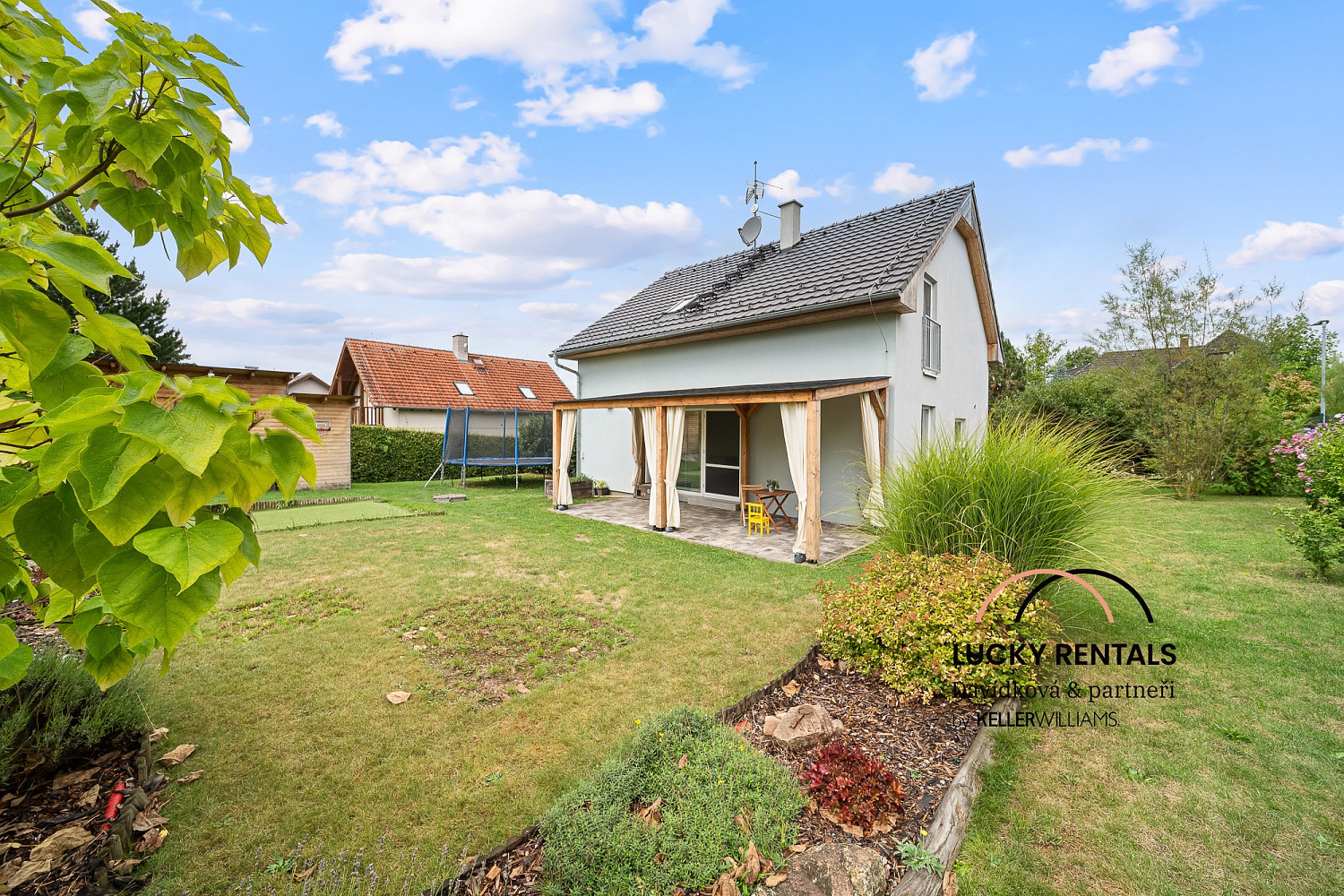Prodej domu 134 m² s pozemkem 1 252 m² – fotografie 2