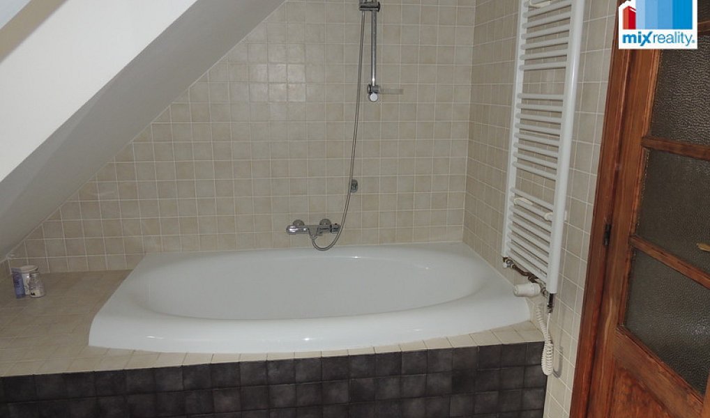 Prodej domu 330 m² s pozemkem 381 m², Rabí – náhled fotky 14