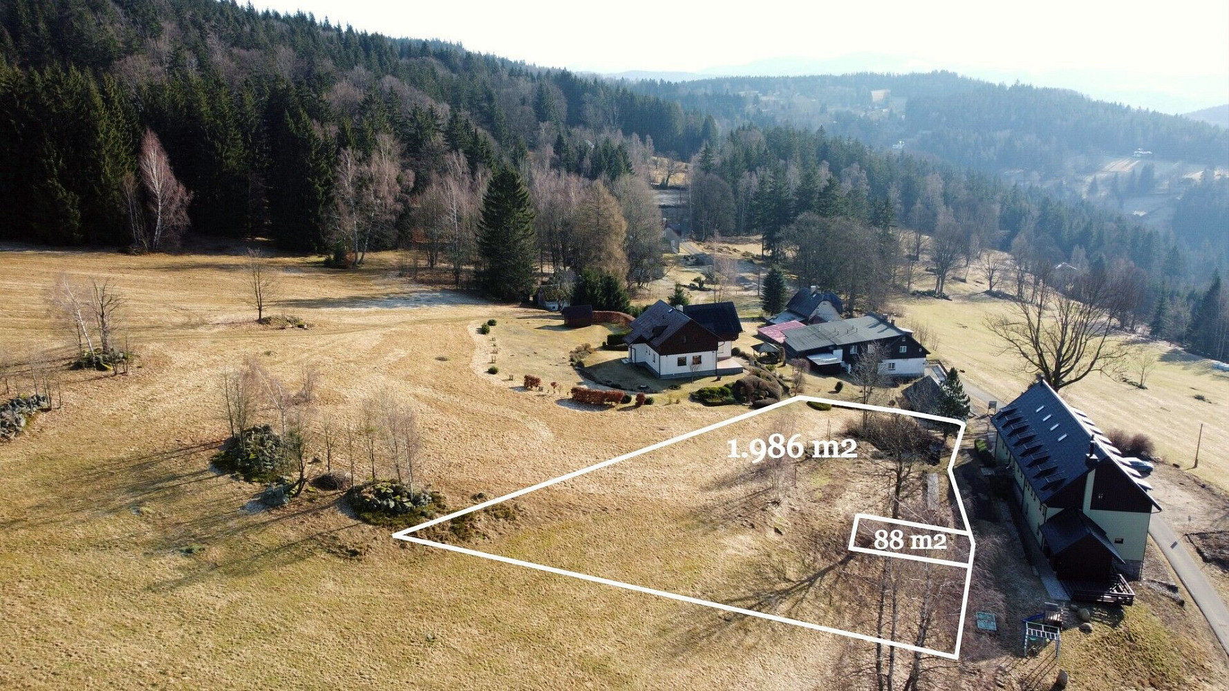Prodej stavebního pozemku 2 074 m² – fotografie 4