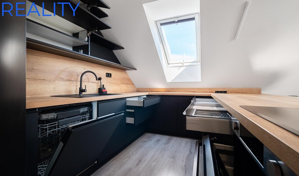 Pronájem bytu 3+kk 80 m², Ostrava – náhled fotky 11