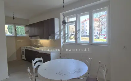 Prodej bytu 3+1 98 m², Brno - Černá Pole