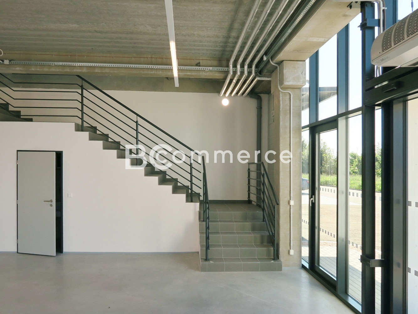 Pronájem obchodních prostor 427 m² — photo 3