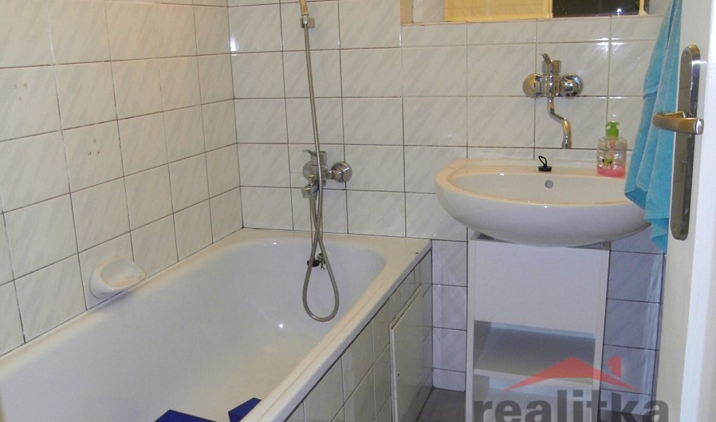 Pronájem bytu 2+1 80 m², Opava – náhled fotky 6