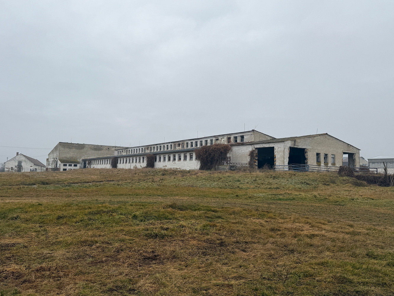 Id. 25/214 zemědělské stavby v k. ú. horní kounice, okres znojmo, opakovaná dražba — photo 2