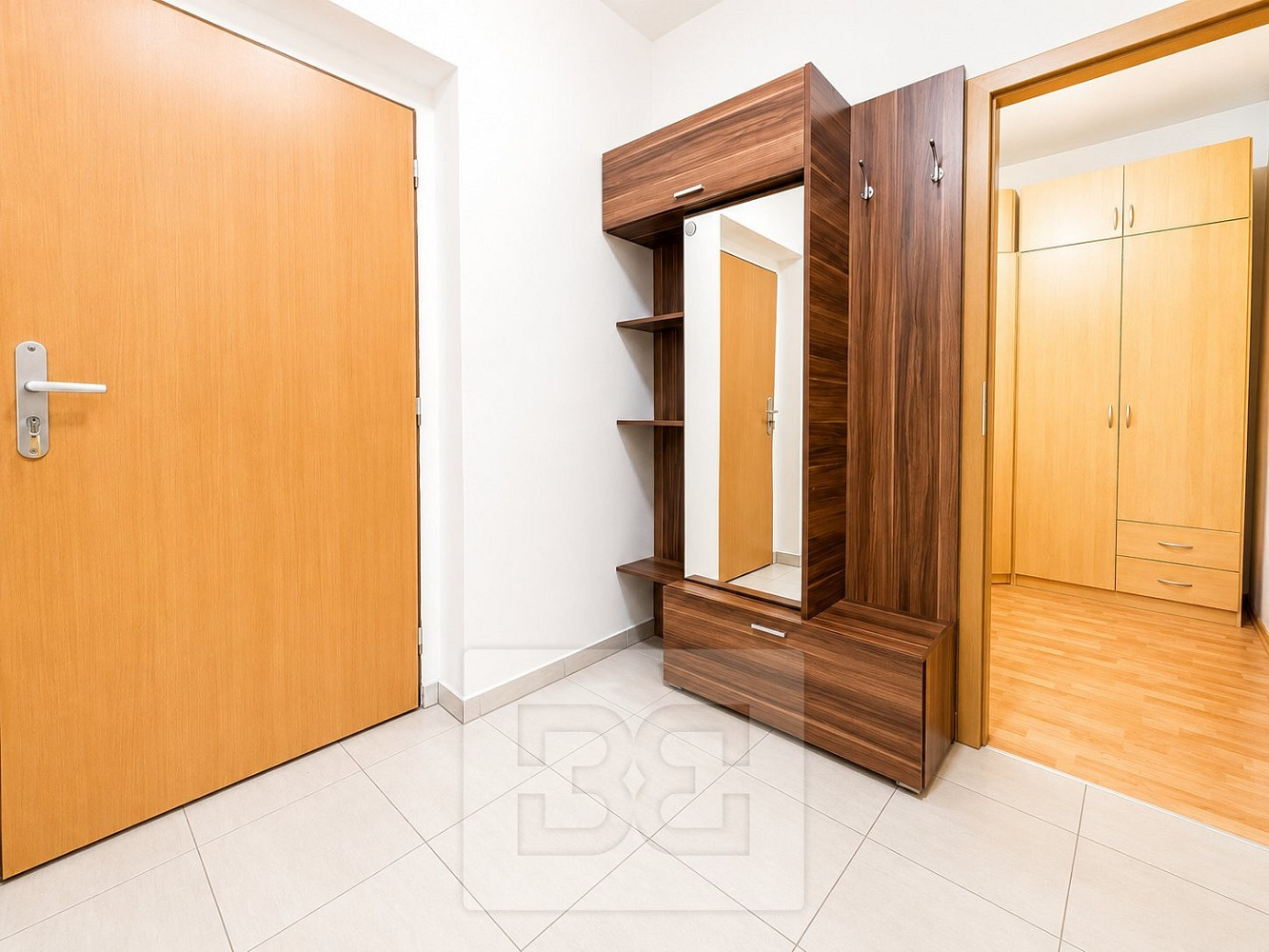 Pronájem bytu 3+kk 94 m² — photo 3
