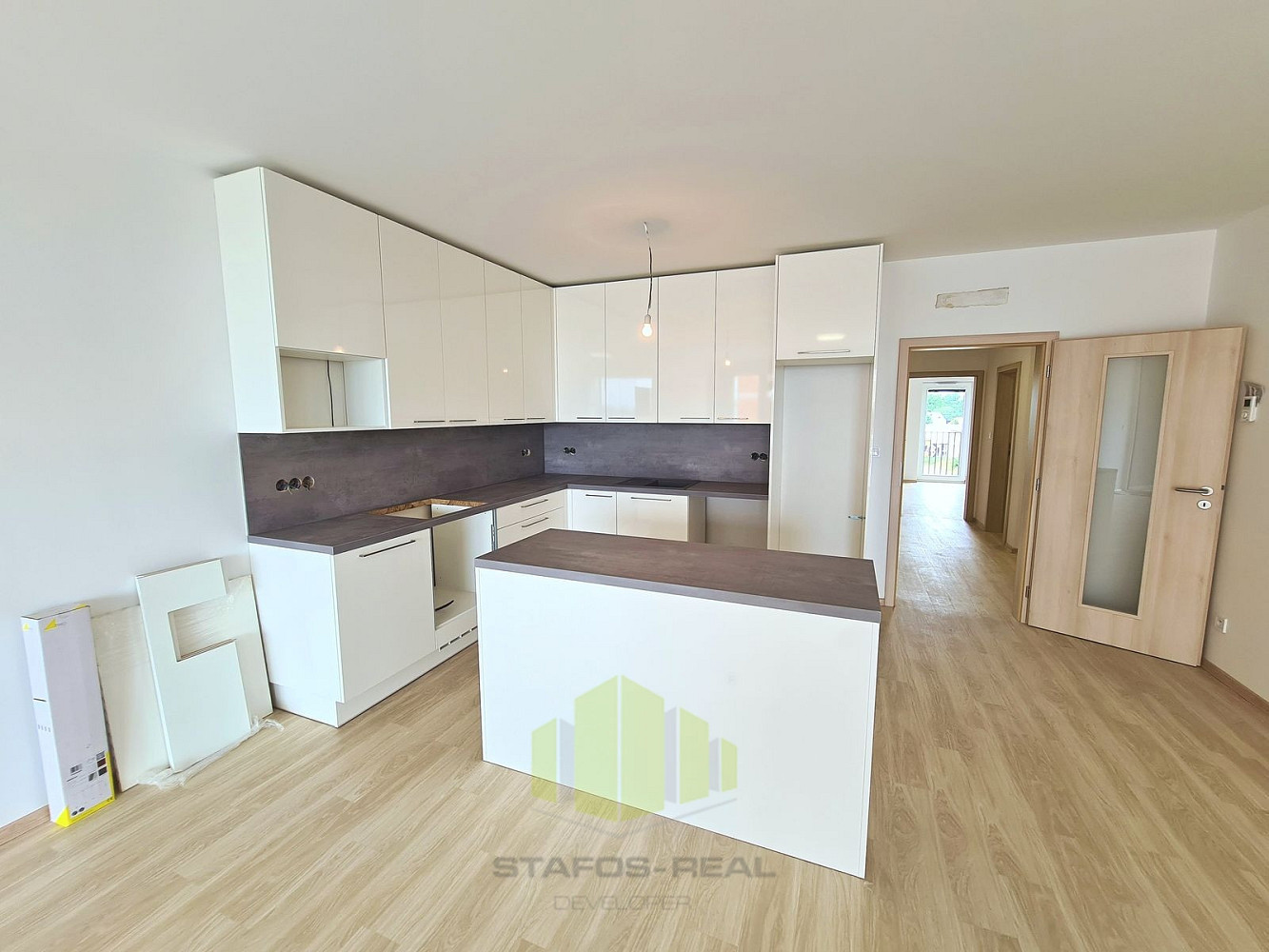Διαμέρισμα 2 δωματίων, 88 m²