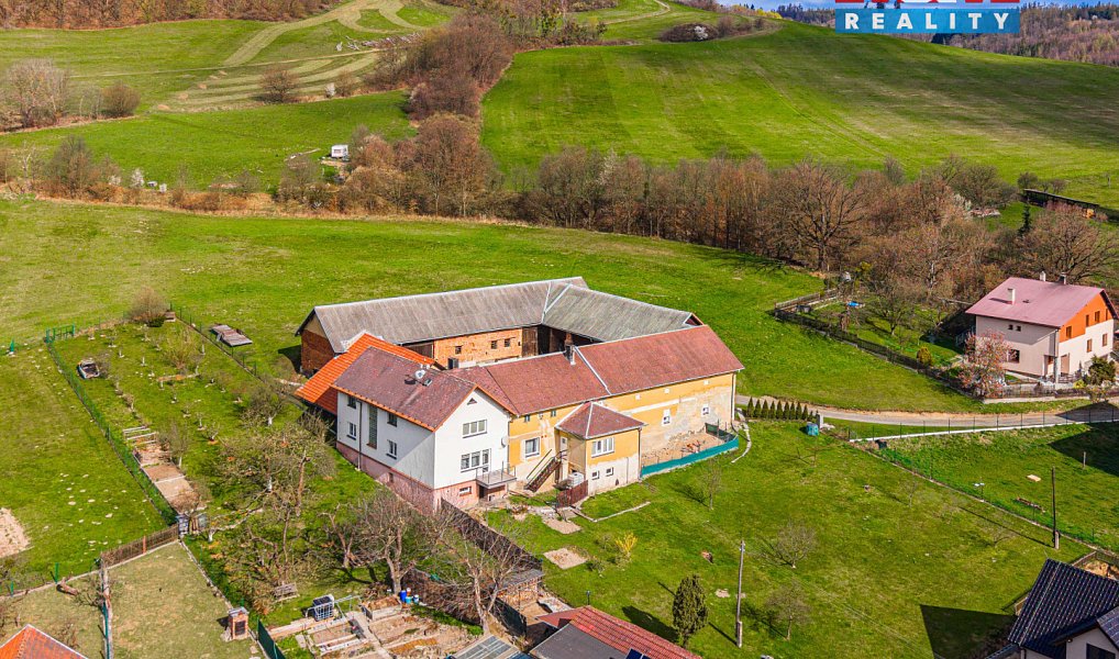 Prodej domu 600 m² s pozemkem 3 693 m², Fulnek – náhled fotky 2