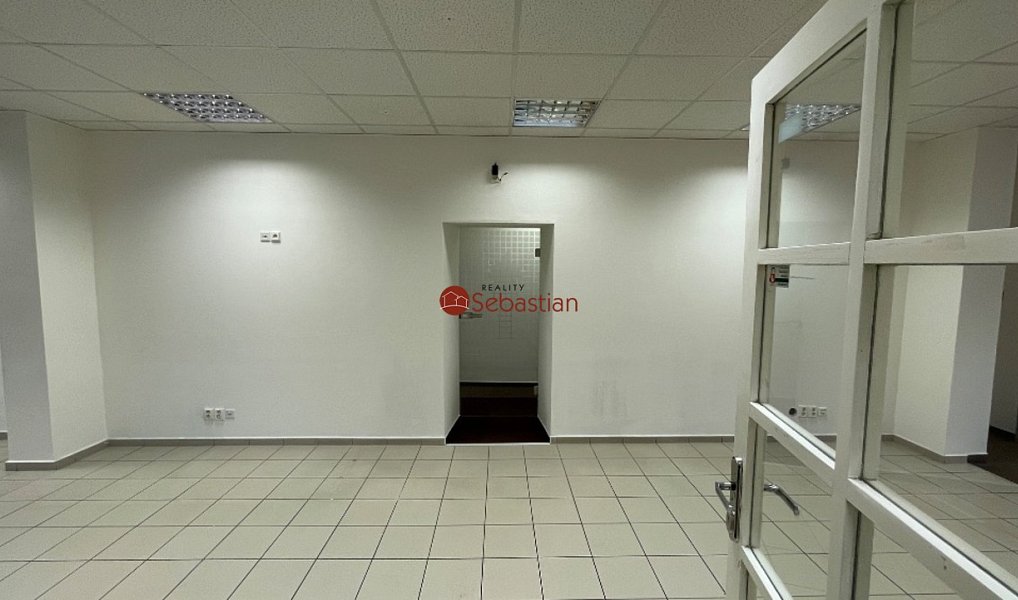 Pronájem kanceláře 184 m², Litvínov – náhled fotky 3