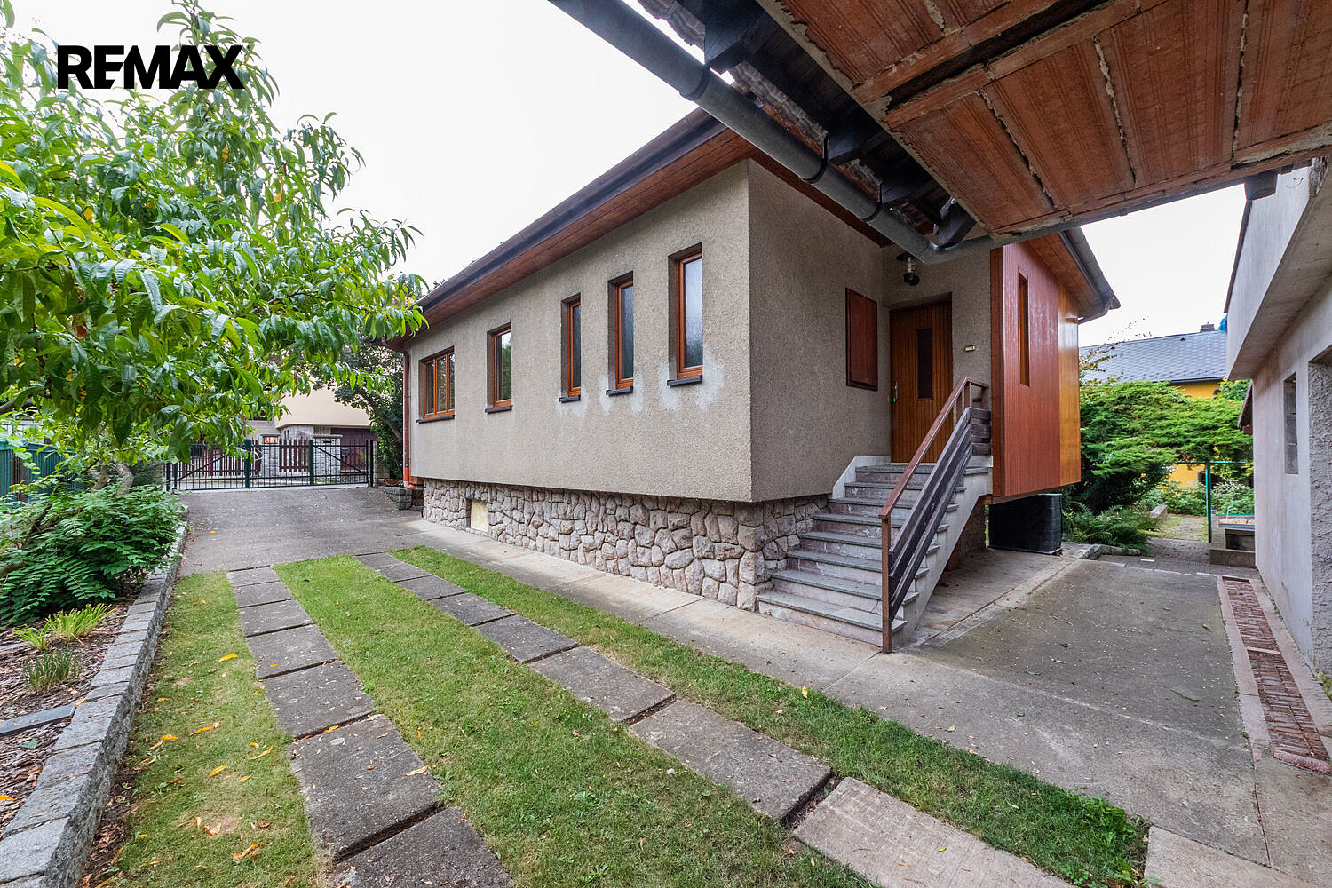 Prodej domu 130 m² s pozemkem 740 m²