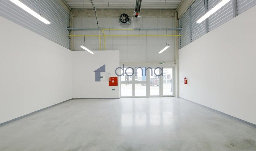Pronájem skladovacích prostor 205 m², Praha – náhled fotky 2