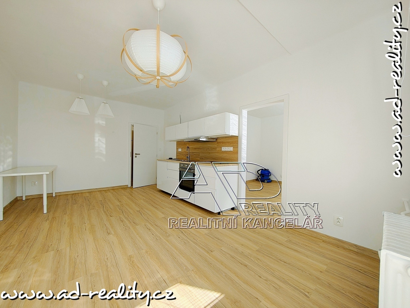 Pronájem bytu 2+kk 49 m² – fotografie 4