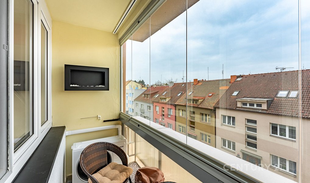 Prodej bytu 2+1 62 m², Benešov – náhled fotky 13