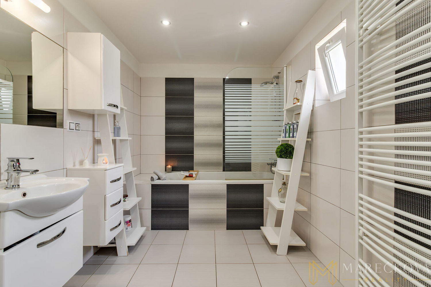 Prodej domu 149 m² s pozemkem 460 m² – fotografie 4