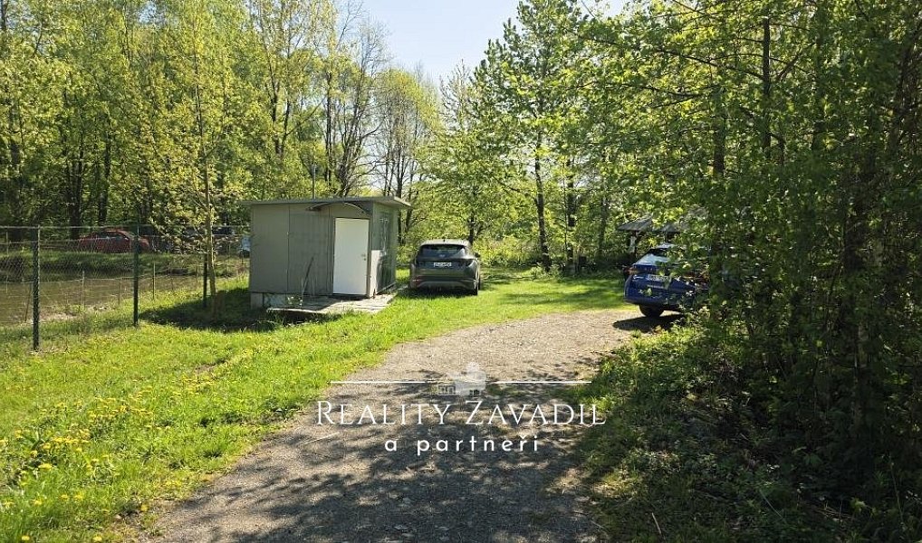 Prodej komerčního pozemku 32 500 m², Žabeň – náhled fotky 9