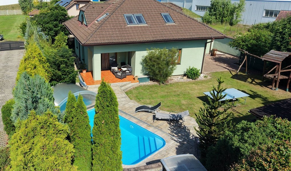 Prodej domu 220 m² s pozemkem 842 m², Bělá pod Bezdězem – náhled fotky 6