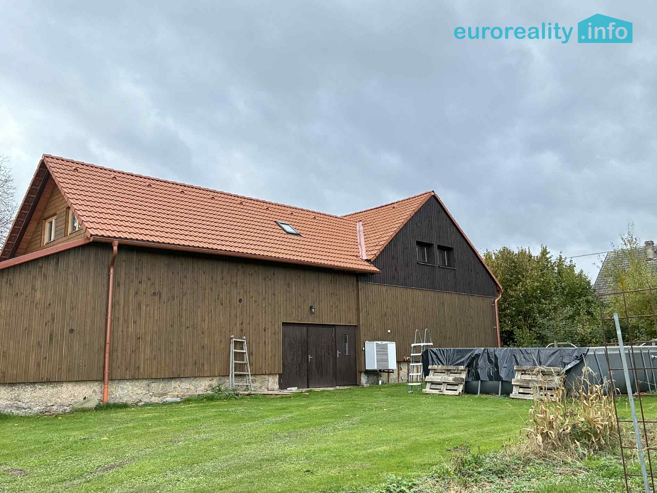 Prodej domu 346 m² s pozemkem 4 829 m² – fotografie 2