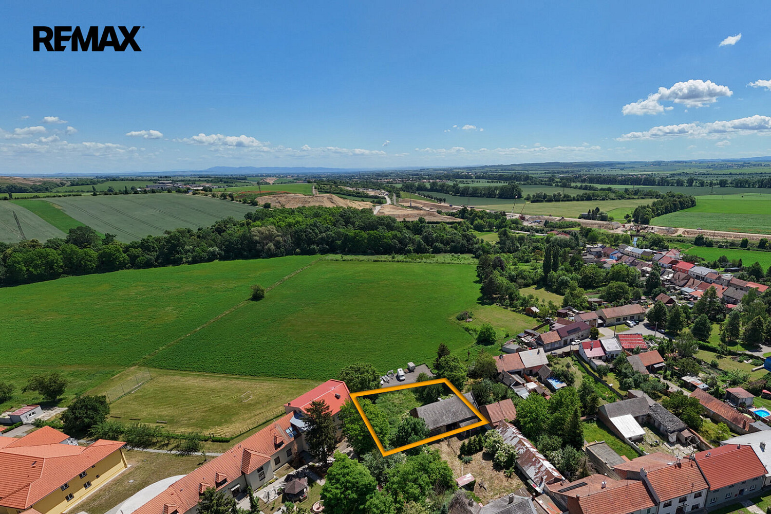 Prodej stavebního pozemku 650 m² – fotografie 5