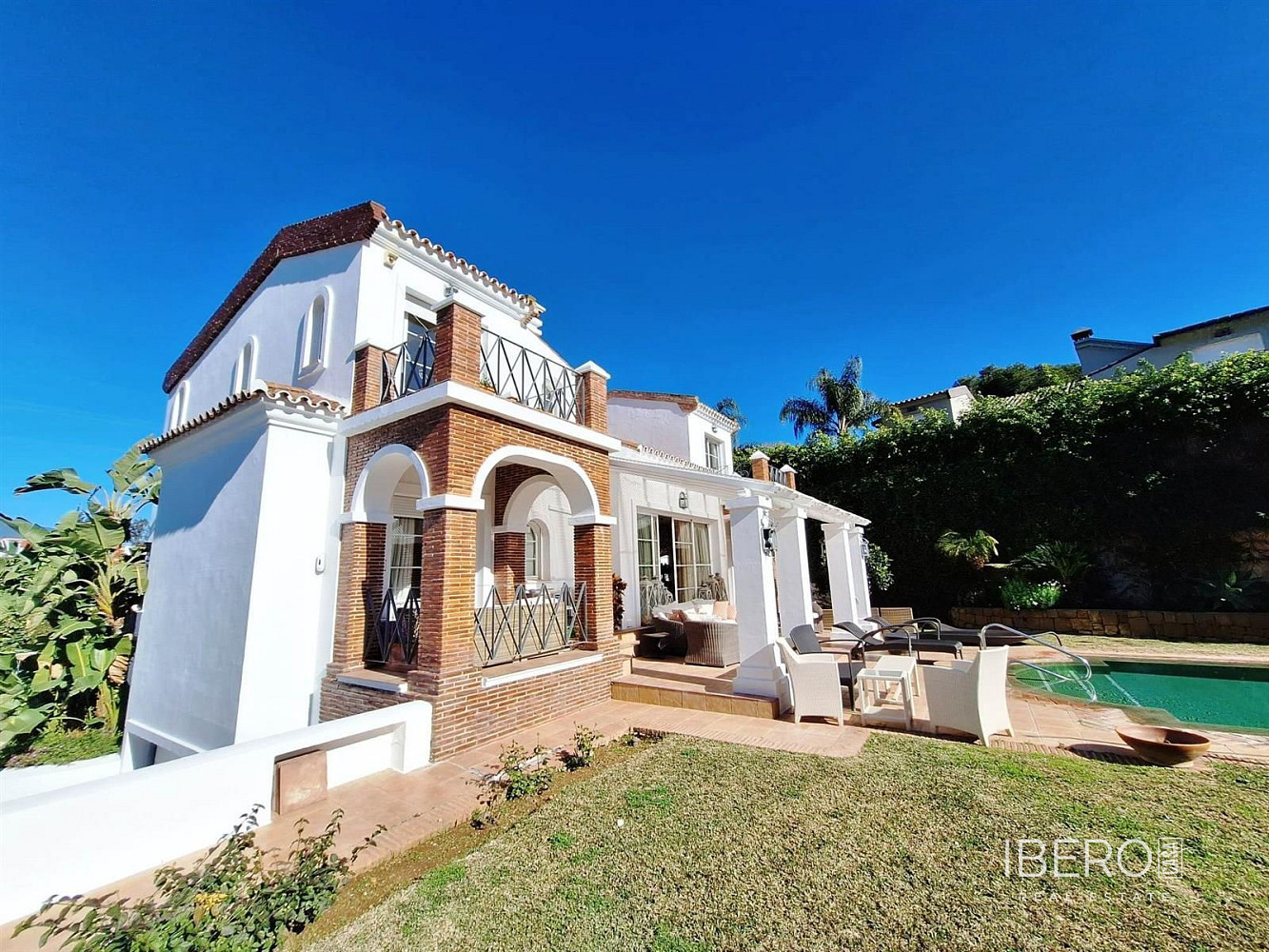 Prodej domu 404 m² s pozemkem 848 m²