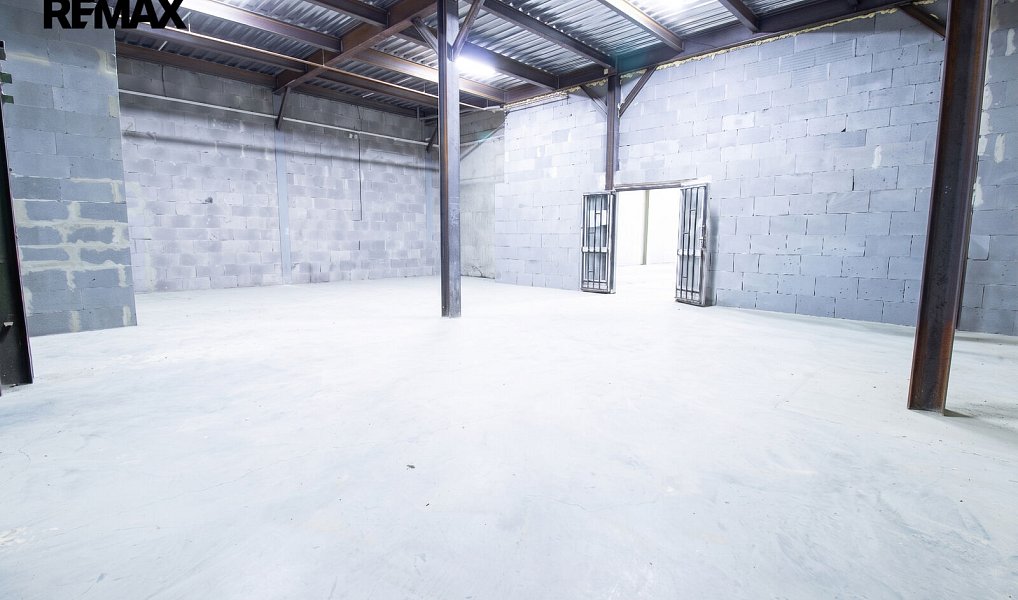 Pronájem skladovacích prostor 1 263 m², Praha – náhled fotky 13