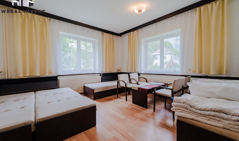 Prodej ubytovacího objektu 382 m², Malá Morávka – náhled fotky 15