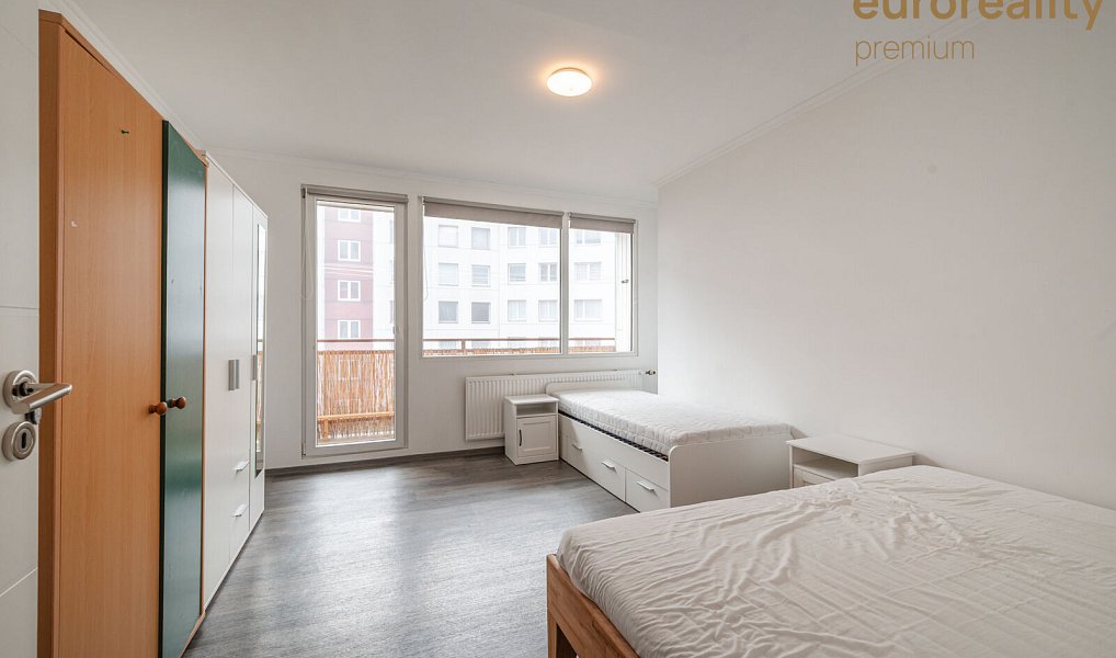 Prodej bytu 3+1 76 m², Tachov – náhled fotky 4