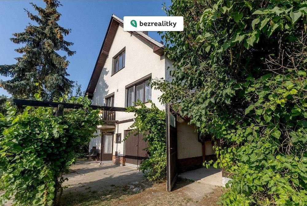 Prodej domu 186 m² s pozemkem 1 309 m²