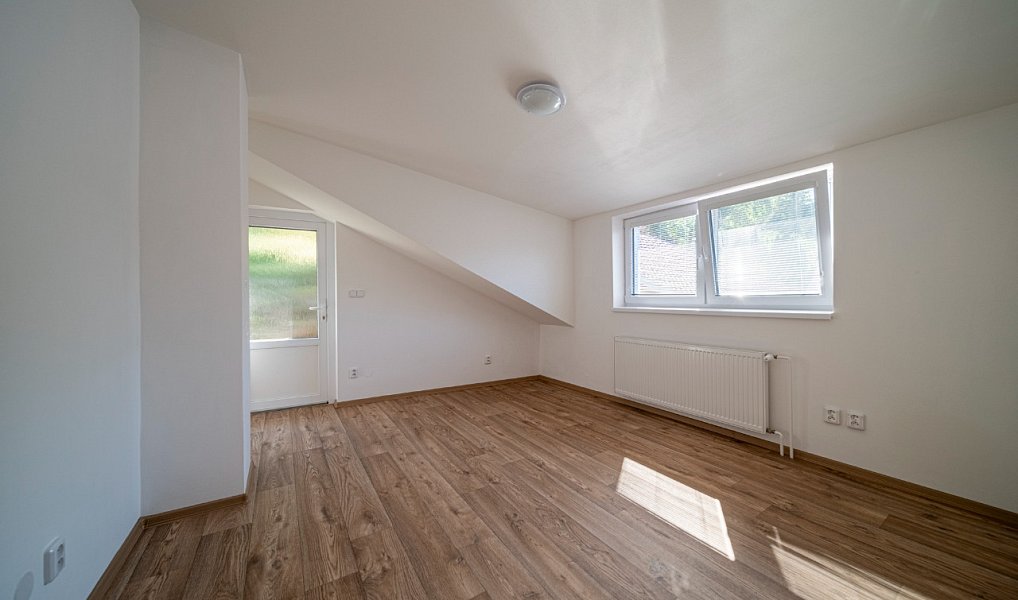 Pronájem domu 175 m² s pozemkem 483 m², Uherské Hradiště – náhled fotky 25