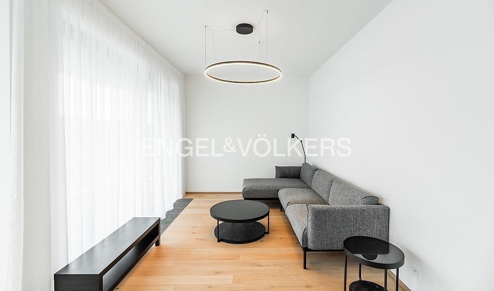 Pronájem bytu 2+kk 65 m², Praha – náhled fotky 5