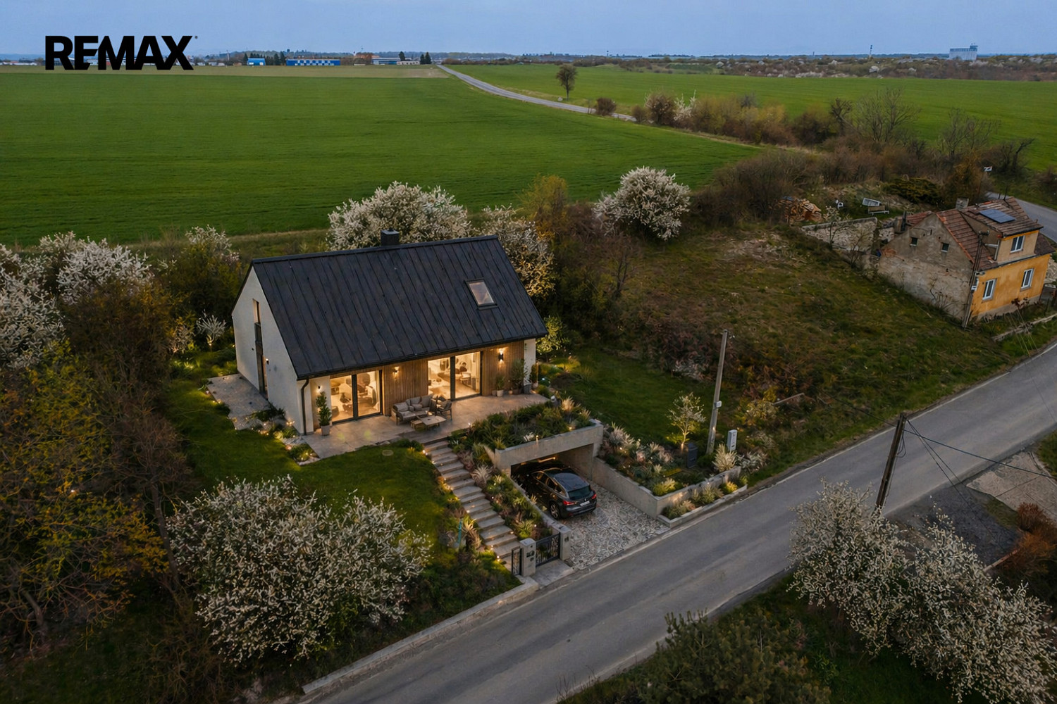 Prodej stavebního pozemku 778 m² – další