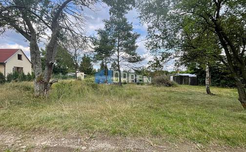 Prodej stavebního pozemku 1 800 m², Malá Hraštice, okres Příbram