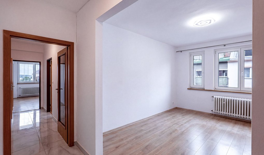 Prodej bytu 3+1 85 m², Praha – náhled fotky 2