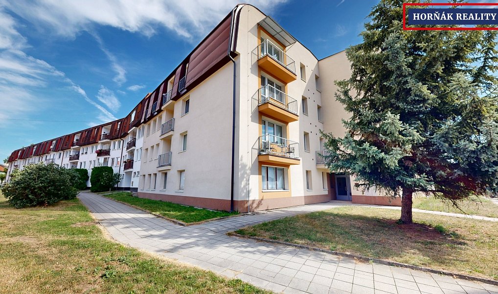Prodej bytu 2+1 62 m², Bučovice – fotka 1 z 15