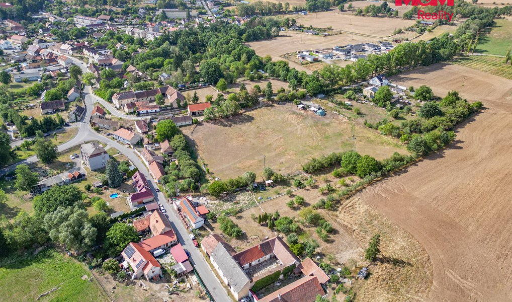 Prodej domu 173 m² s pozemkem 3 676 m², Štěkeň – náhled fotky 4
