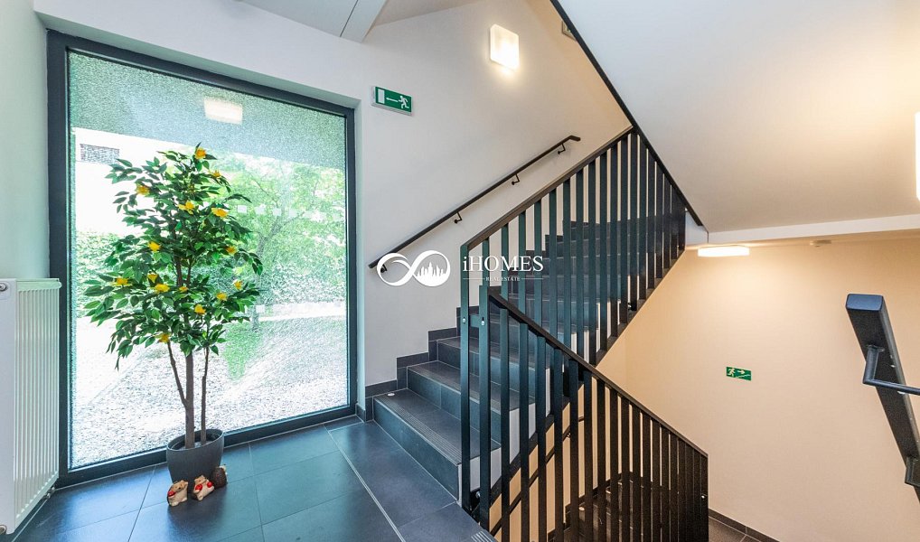 Prodej bytu 3+kk 86 m², Praha – náhled fotky 19